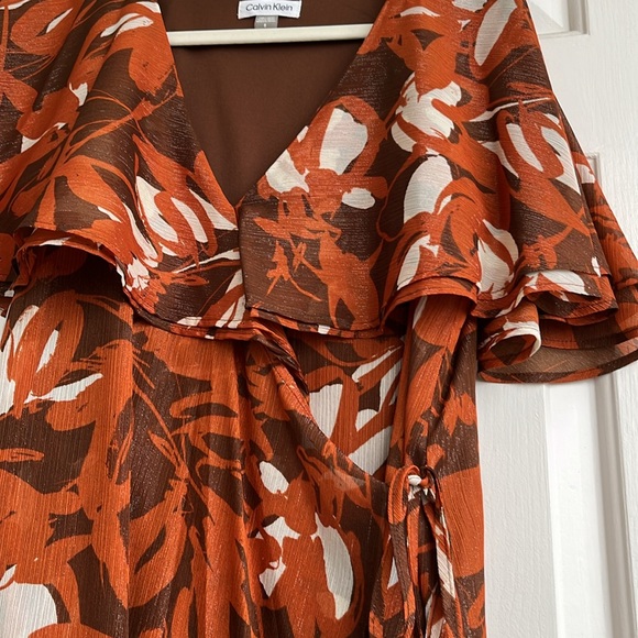 Calvin Klein dress in size 8. NWT - Picture 6 of 8